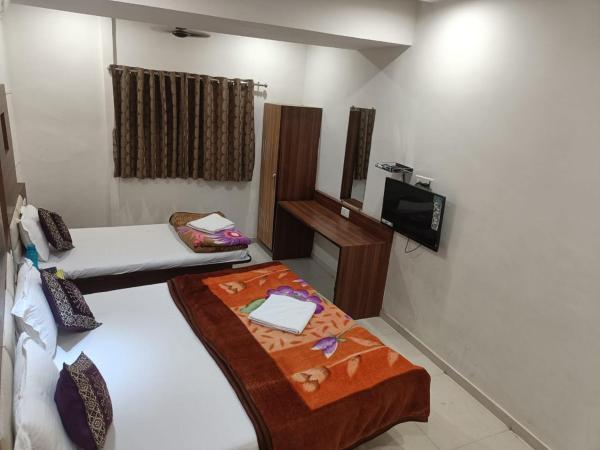 Hotel Marina : photo 8 de la chambre chambre deluxe (2 adultes + 1 enfant)