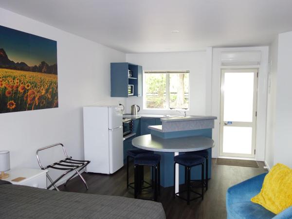 Northwood Motor Lodge : photo 8 de la chambre chambre familiale