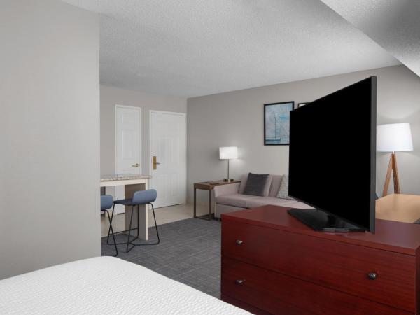 Residence Inn by Marriott San Diego Downtown : photo 7 de la chambre studio lit queen-size avec canapé-lit