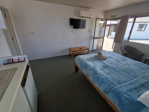 Gothic Heights Motel : photo 1 de la chambre studio lit queen-size