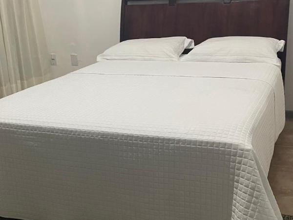 Flat ACM : photo 7 de la chambre chambre familiale avec balcon