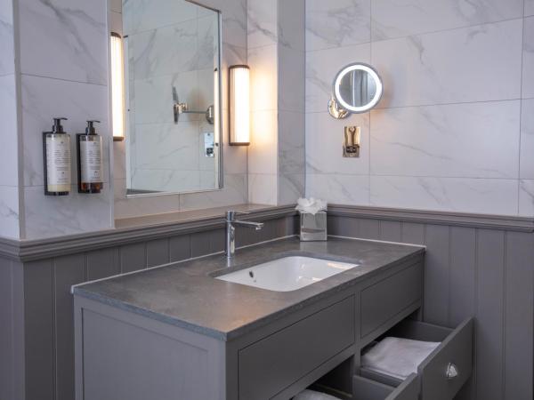 Oulton Hall Hotel, Spa & Golf Resort : photo 6 de la chambre suite junior