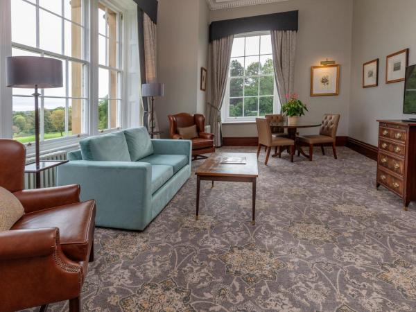 Oulton Hall Hotel, Spa & Golf Resort : photo 5 de la chambre suite lit king-size