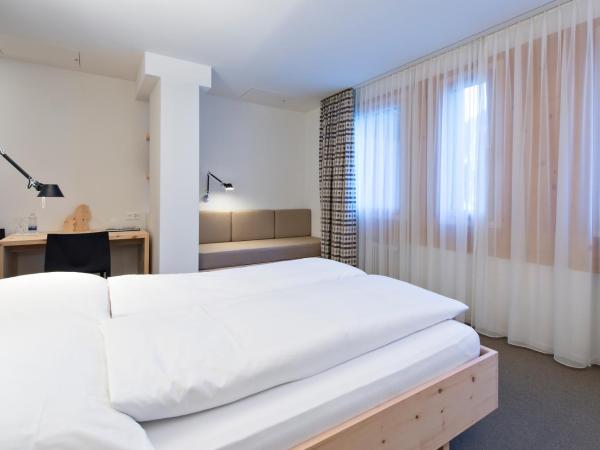 Hauser Hotel St. Moritz : photo 5 de la chambre chambre triple