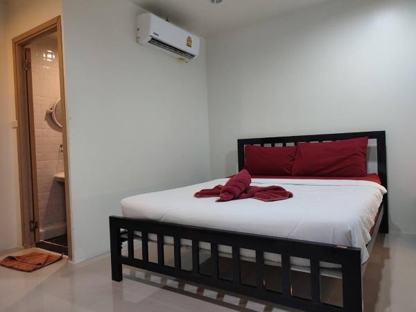 Kitty Guesthouse : photo 5 de la chambre chambre double avec balcon