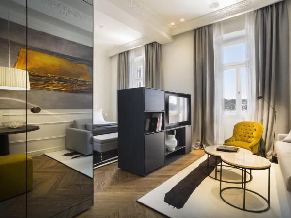 Adriatic Hotel by Maistra Collection : photo 2 de la chambre hébergement piazza