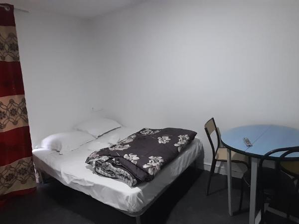 Hôtel des Andelys : photo 8 de la chambre chambre double Économique