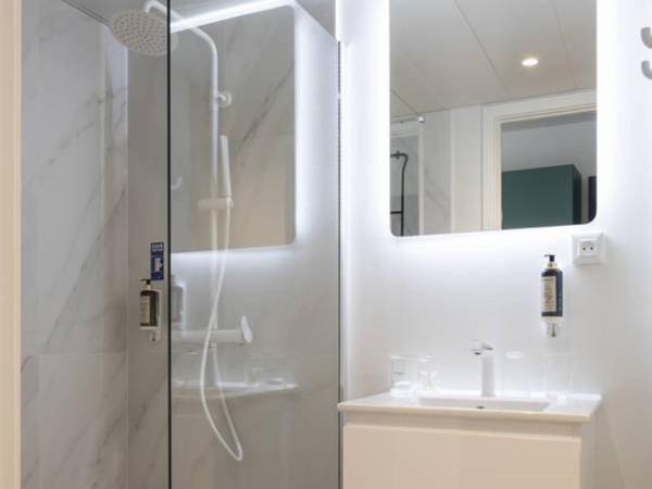 YUST Liege : photo 4 de la chambre chambre familiale