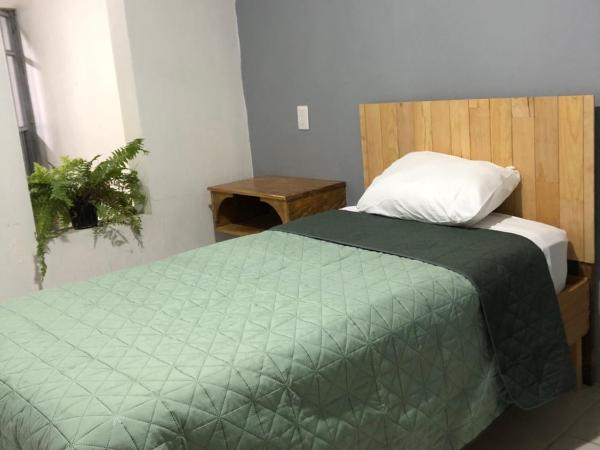 Casa Tanah : photo 1 de la chambre chambre double avec salle de bains privative