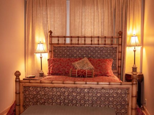 Fountainview Inn : photo 2 de la chambre suite lit queen-size