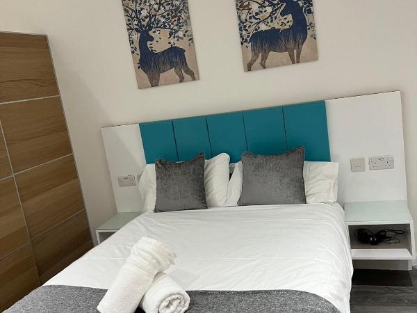 Crosskeys Edinburgh : photo 7 de la chambre chambre double avec salle de bains privative