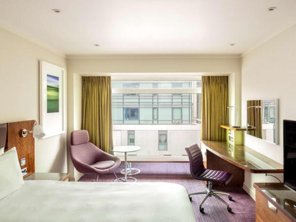 Hilton London Metropole : photo 1 de la chambre chambre lit king-size supérieure