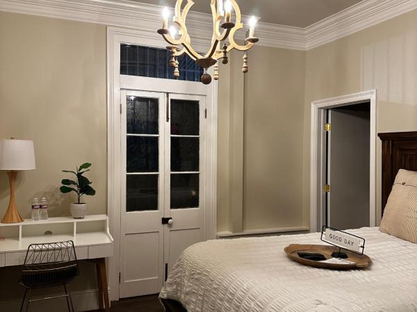 Serenity in the Marigny : photo 4 de la chambre suite lit queen-size