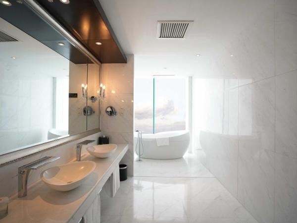 InterContinental Dalian, an IHG Hotel : photo 3 de la chambre one-bedroom suite with lounge access - smoking/high floor