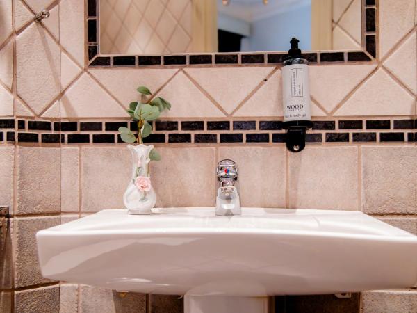 Park Hotel Linköping Fawlty Towers : photo 4 de la chambre chambre lits jumeaux standard