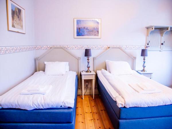 Park Hotel Linköping Fawlty Towers : photo 6 de la chambre chambre lits jumeaux standard