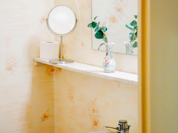 Park Hotel Linköping Fawlty Towers : photo 4 de la chambre chambre double ou lits jumeaux Économique