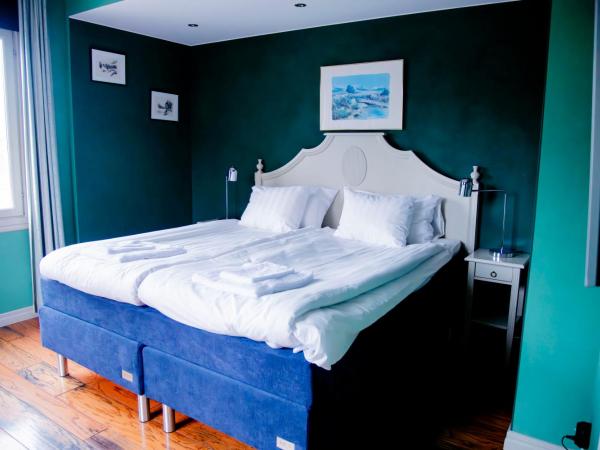 Park Hotel Linköping Fawlty Towers : photo 8 de la chambre chambre quadruple deluxe