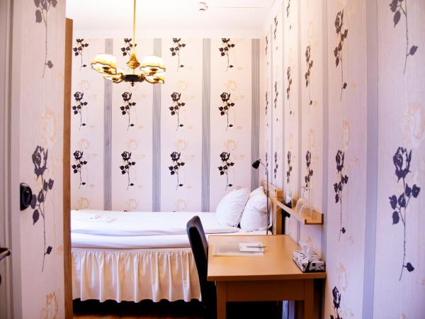 Park Hotel Linköping Fawlty Towers : photo 2 de la chambre chambre simple standard