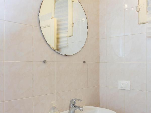 Corte Passi Florence : photo 7 de la chambre chambre double avec salle de bains privative séparée