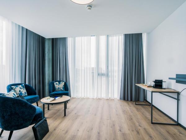 YParc Hôtel : photo 2 de la chambre suite exécutive