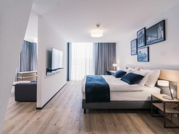 YParc Hôtel : photo 3 de la chambre suite junior