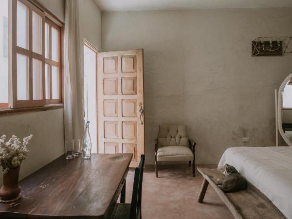 Casa Mezcla - Bed & Breakfast : photo 2 de la chambre chambre double deluxe