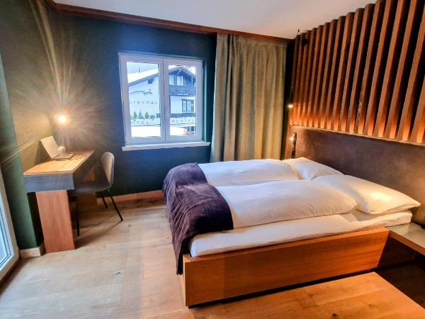 Amber Ski-in/out Hotel & Spa : photo 4 de la chambre chambre double supérieure avec balcon