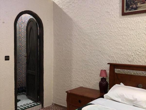 Riad Razoli Sidi Fateh : photo 5 de la chambre chambre double