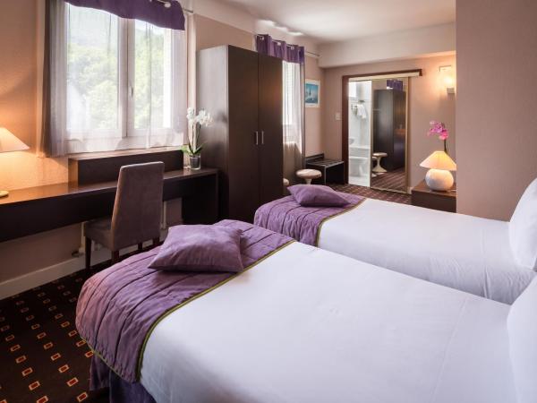 Hôtel Christina Lourdes : photo 4 de la chambre chambre double ou lits jumeaux