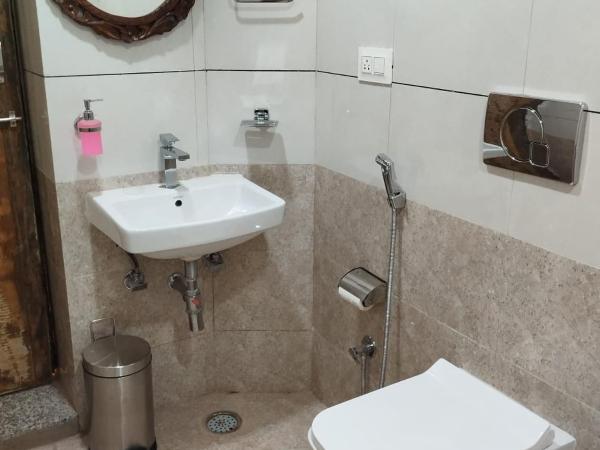 Geel Heritage - A Restored Haveli : photo 4 de la chambre chambre supérieure lit queen-size