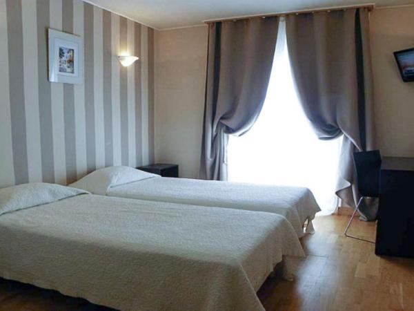 Hôtel du Mont Blanc : photo 5 de la chambre chambre lits jumeaux