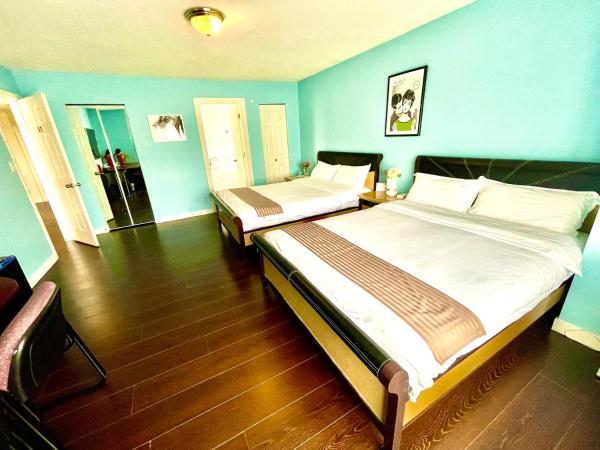 Vancouver Bed & Breakfast : photo 9 de la chambre suite lit queen-size avec baignoire spa