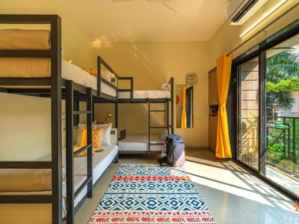 Zostel Pune (Viman Nagar) : photo 2 de la chambre bed in superior 4-bed female dormitory room