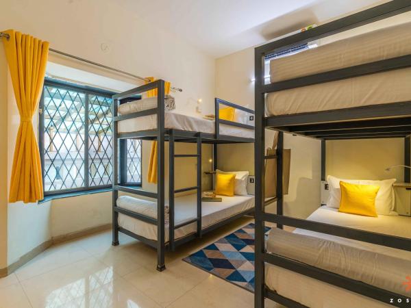 Zostel Pune (Viman Nagar) : photo 5 de la chambre lit dans dortoir mixte de luxe de 4 lits