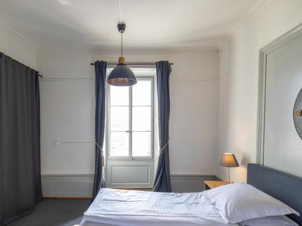 Vevey House : photo 4 de la chambre chambre double standard avec salle de bains commune