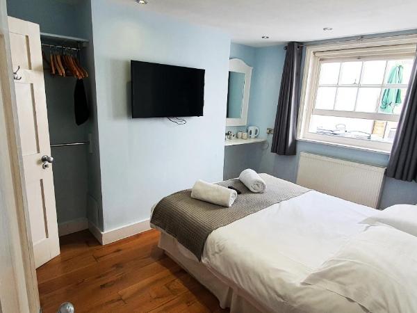 INNit Joy : photo 1 de la chambre chambre double avec salle de bains privative