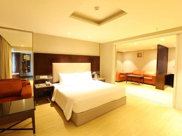 Citadel Sarovar Portico Bengaluru : photo 1 de la chambre suite 1 lit double