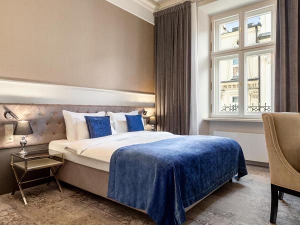 Wyndham Grand Krakow Old Town : photo 5 de la chambre suite lit king-size premium avec canapé-lit - non-fumeurs