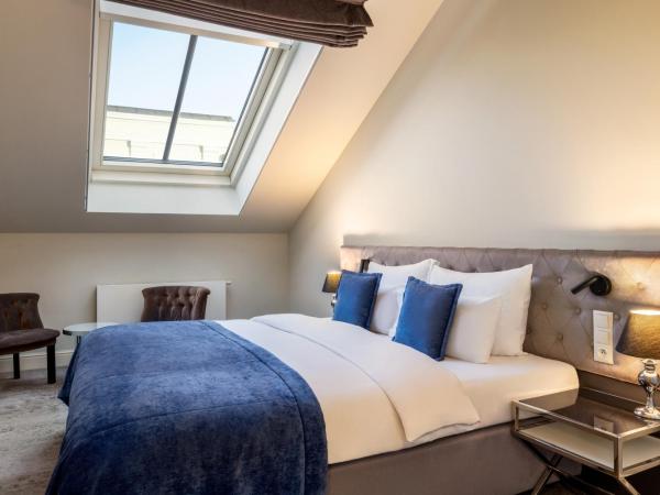 Wyndham Grand Krakow Old Town : photo 4 de la chambre suite lit king-size deluxe avec canapé-lit - non-fumeurs