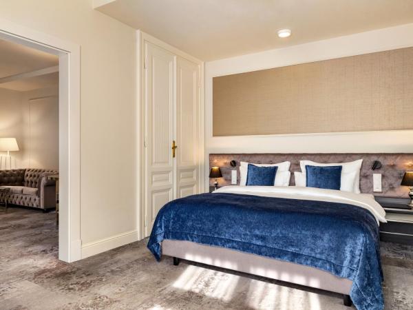 Wyndham Grand Krakow Old Town : photo 5 de la chambre suite lit king-size deluxe avec canapé-lit - non-fumeurs