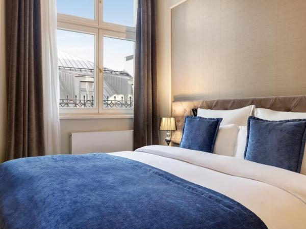 Wyndham Grand Krakow Old Town : photo 2 de la chambre chambre lit queen-size standard - non-fumeurs