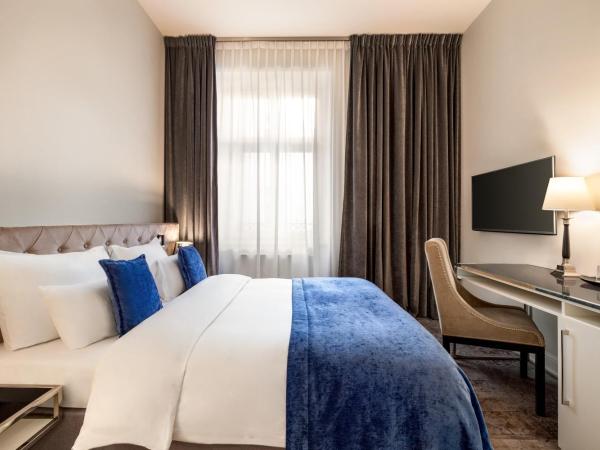 Wyndham Grand Krakow Old Town : photo 8 de la chambre chambre lit queen-size standard - non-fumeurs