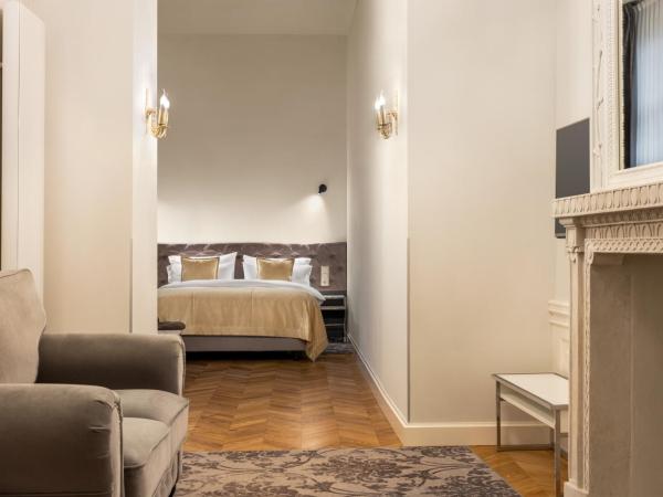 Wyndham Grand Krakow Old Town : photo 6 de la chambre suite lit king-size premium avec canapé-lit - non-fumeurs