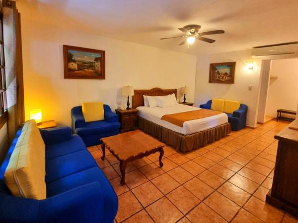 Hotel Holly : photo 3 de la chambre suite junior