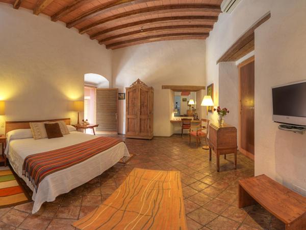 Hotel La Casona de Tita : photo 2 de la chambre chambre lit king-size