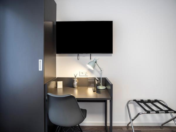 Mood contemporary living : photo 3 de la chambre chambre double Économique