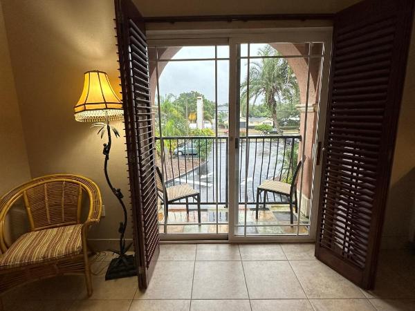 Tahitian Inn Boutique Hotel Tampa : photo 3 de la chambre chambre lit queen-size - accessible aux personnes à mobilité réduite