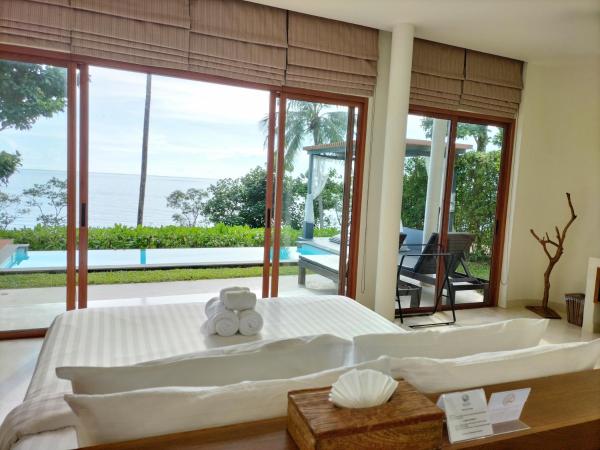 Nest Sense Resort : photo 10 de la chambre  villa avec piscine - côté mer 