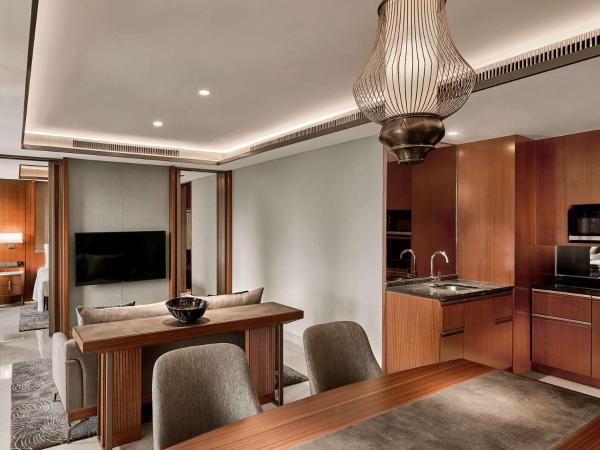 Grand Hyatt Jakarta : photo 5 de la chambre grande suite - vue sur ville